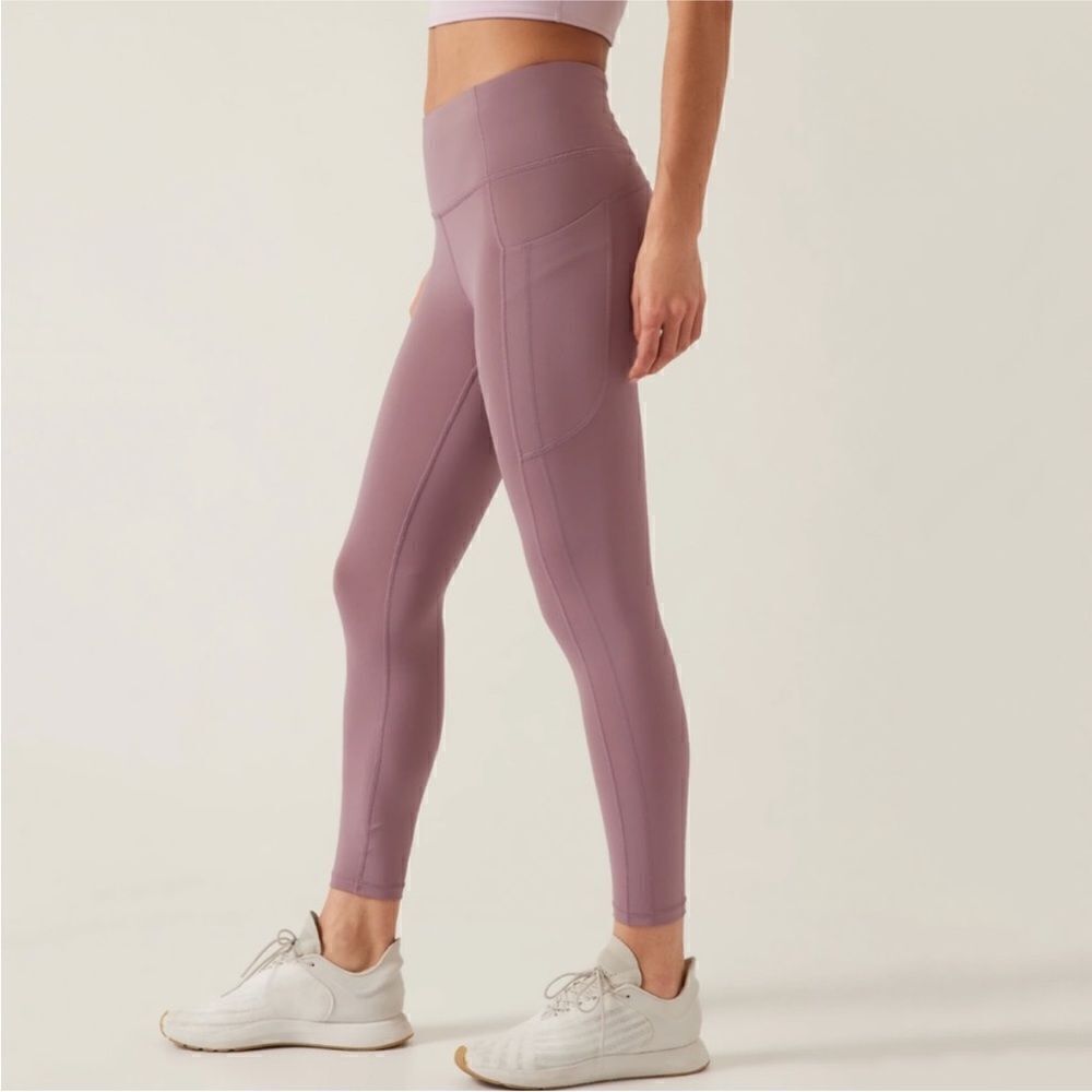 Athleta Ultimate Stash 7/8 High Rise Active Tight Leggings Sugarplum Mauve